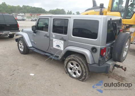 2013 Jeep Wrangler Unlimited Sahara из США, поврежденный, VIN 1C4BJWEG5DL604517